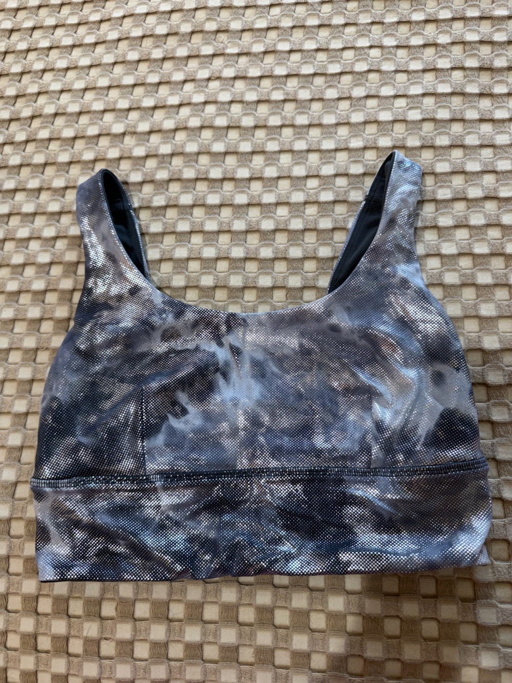 Lululemon Shimmery Black & Silver Tank Top long line sports bra size 6